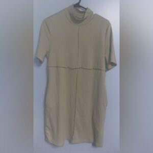 Green Midi Dress w/ pockets